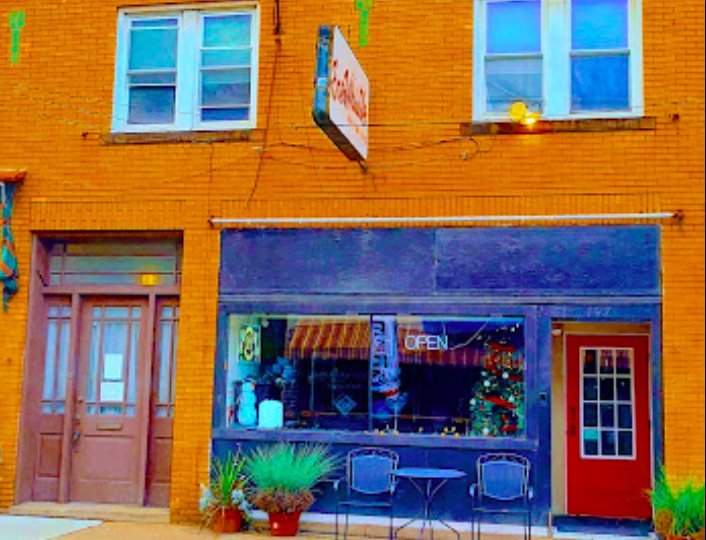 Firewhistle storefront in downtown Elizabeth